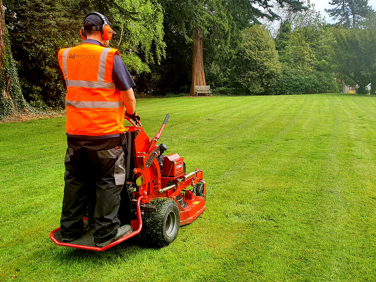 Midlands Ground Maintenance Mowing